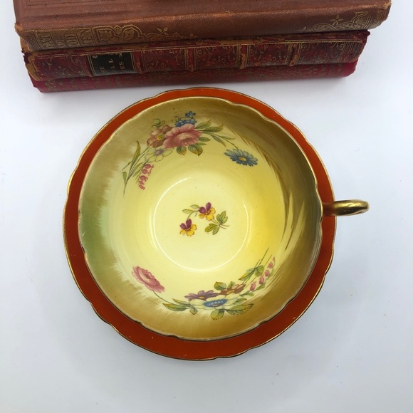 1945-1966 Shelley Fine Bone China Teacup & Saucer, Pedestal, Orange - Picture 3 of 10